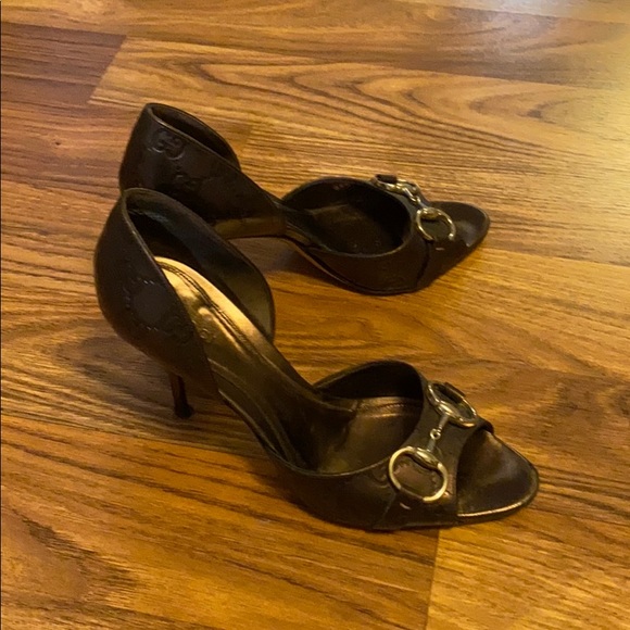 Gucci Heels - Picture 2 of 6